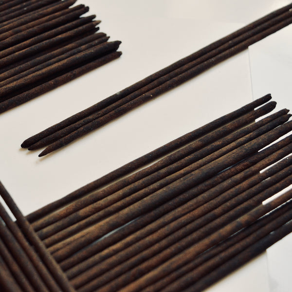 pure oud luxury incense